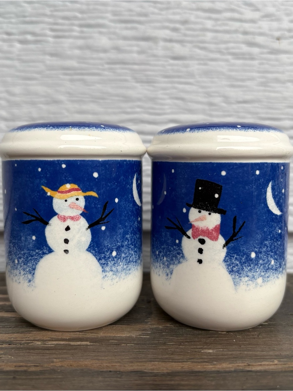 Vintage Holiday Snowman Ceramic Salt and Pepper Shakers by Nikko